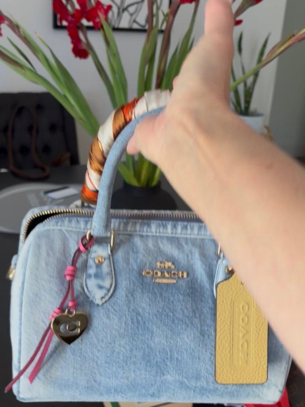 COACH DENIM ROWAN - medium bag/purse - Picture 2 of 4